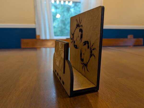 Maryland Crab and Flag Napkin Holder | Wooden Napkin Holder | Gift for Marylander - Image 2